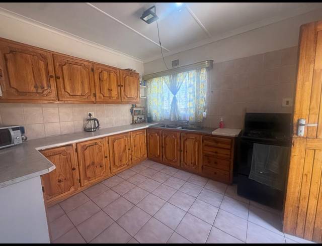 3 BEDROOM HOUSE FOR SALE IN DAL FOUCHE